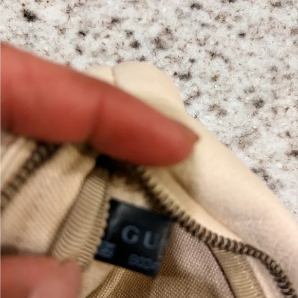 Mini Cream Gucci Cream Leather Logo Belt Bag with Red-Green-Blue Stripe - Picture 9 of 12